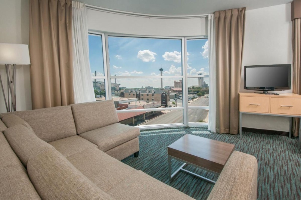 Holiday Inn Express Hotel & Suites San Antonio - Rivercenter Area Image 16