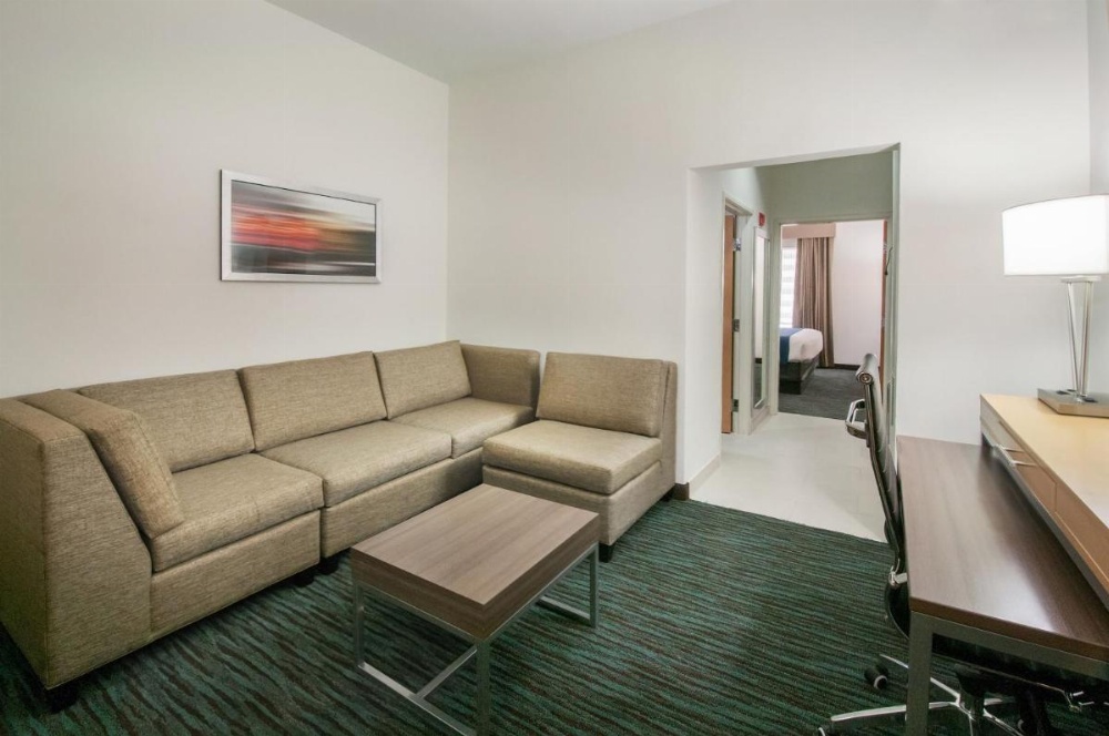 Holiday Inn Express Hotel & Suites San Antonio - Rivercenter Area Image 21