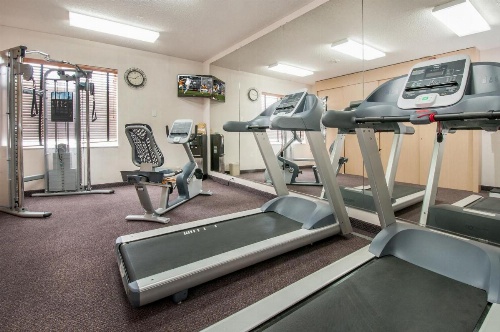 Holiday Inn Express Hotel & Suites San Antonio - Rivercenter Area image 24