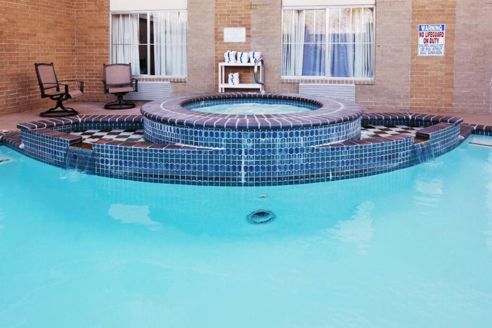 Holiday Inn Express Hotel & Suites San Antonio - Rivercenter Area Image 33