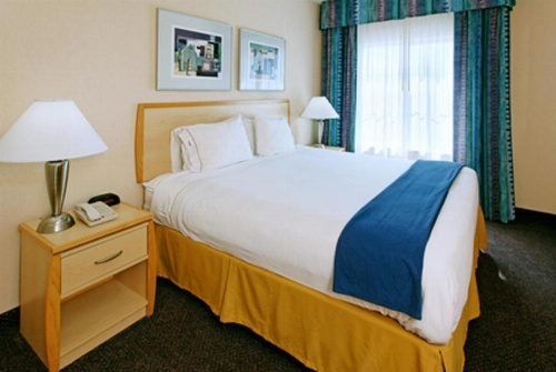 Holiday Inn Express Hotel & Suites San Antonio - Rivercenter Area image 39