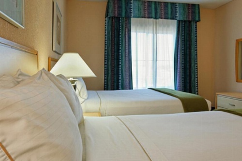 Holiday Inn Express Hotel & Suites San Antonio - Rivercenter Area image 40