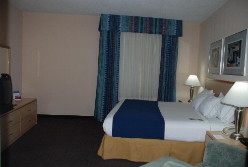 Holiday Inn Express Hotel & Suites San Antonio - Rivercenter Area image 46