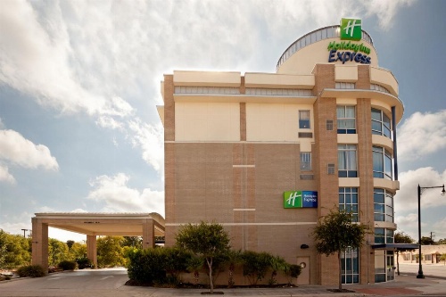 Holiday Inn Express Hotel & Suites San Antonio - Rivercenter Area image 50
